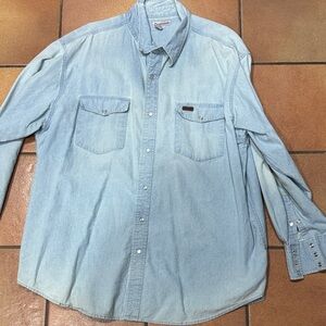 Men's Carhartt Light Weight Blue  Denim Shirt